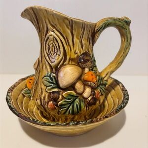 Vintage ceramic Lefton Mushroom Pitcher and Bowl Set. AS - IS.